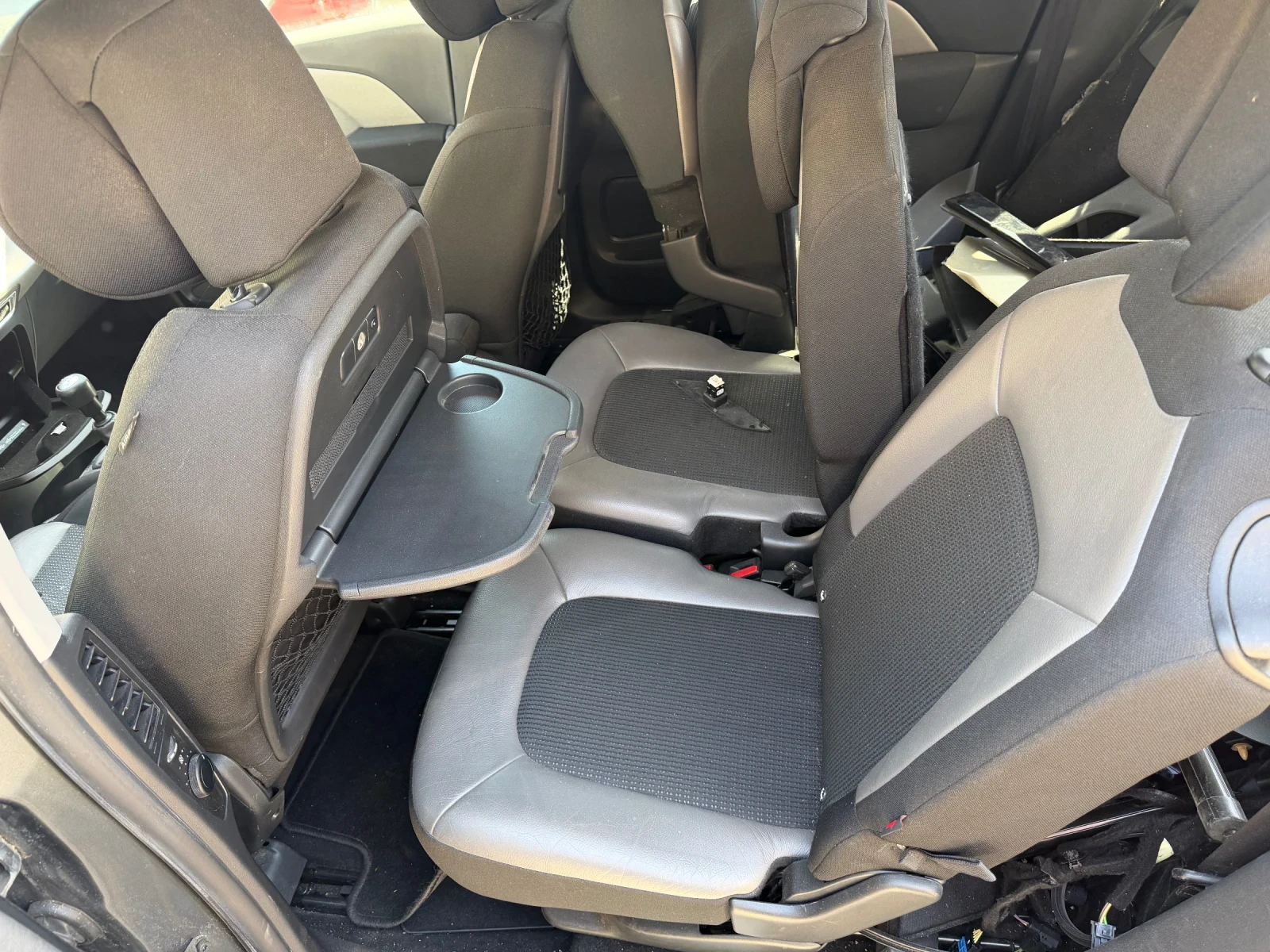 Citroen C4 Picasso 1.6HDI, снимка 11 - Автомобили и джипове - 54335028