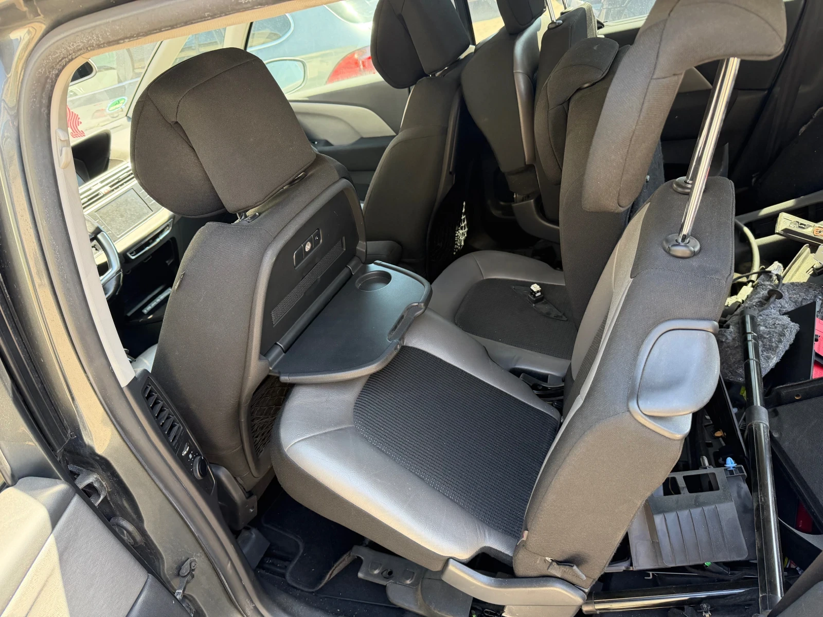 Citroen C4 Picasso 1.6HDI, снимка 12 - Автомобили и джипове - 54335028