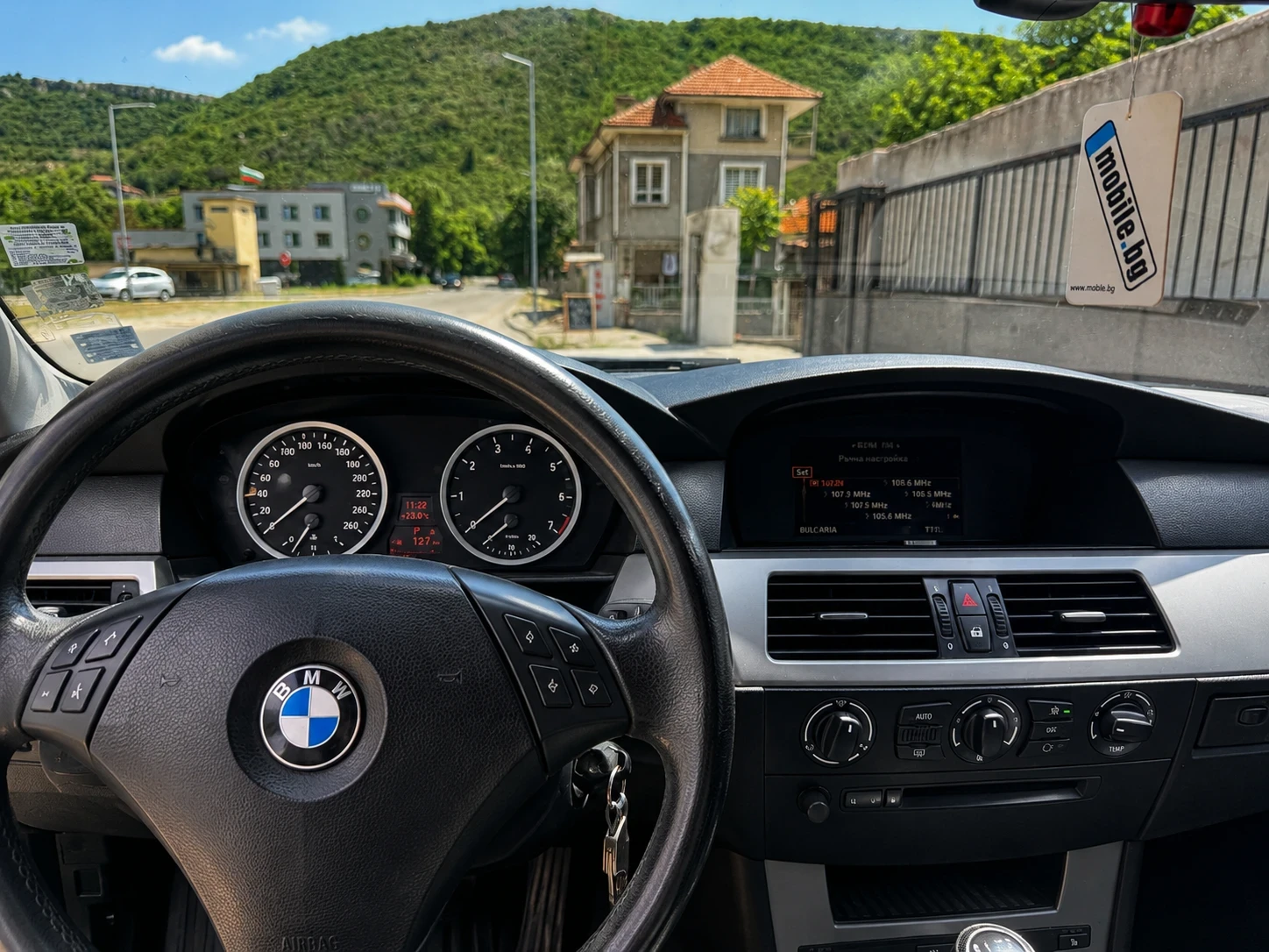 BMW 523, снимка 7 - Автомобили и джипове - 54712213