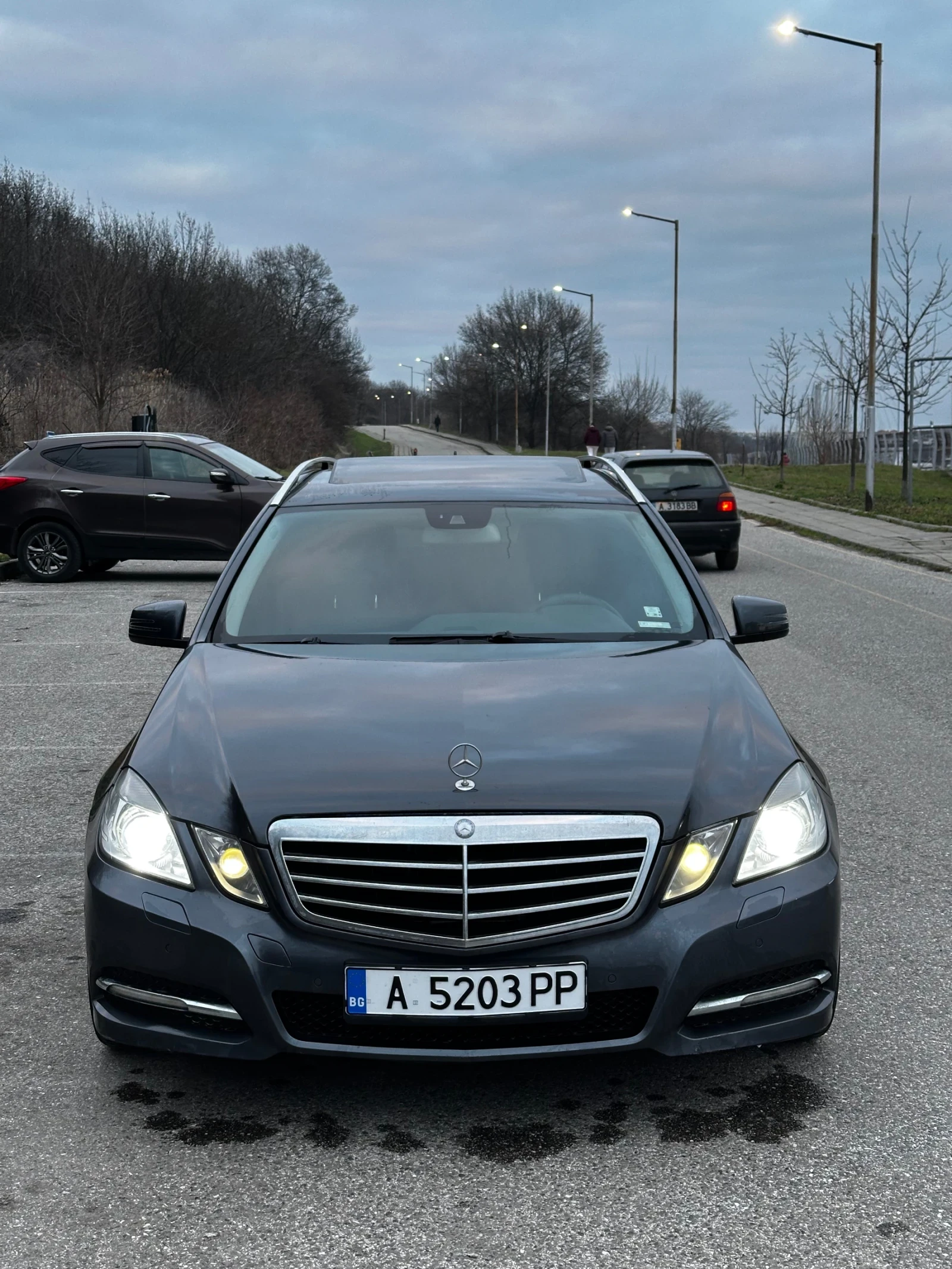 Mercedes-Benz E 250, снимка 2 - Автомобили и джипове - 54859094