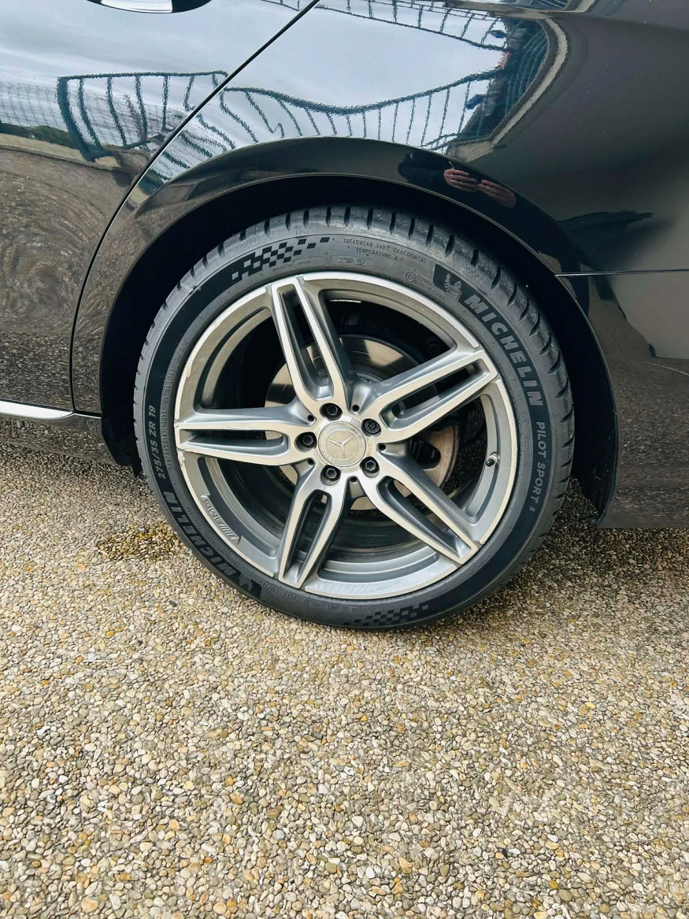 Mercedes-Benz E 220, снимка 13 - Автомобили и джипове - 55335038
