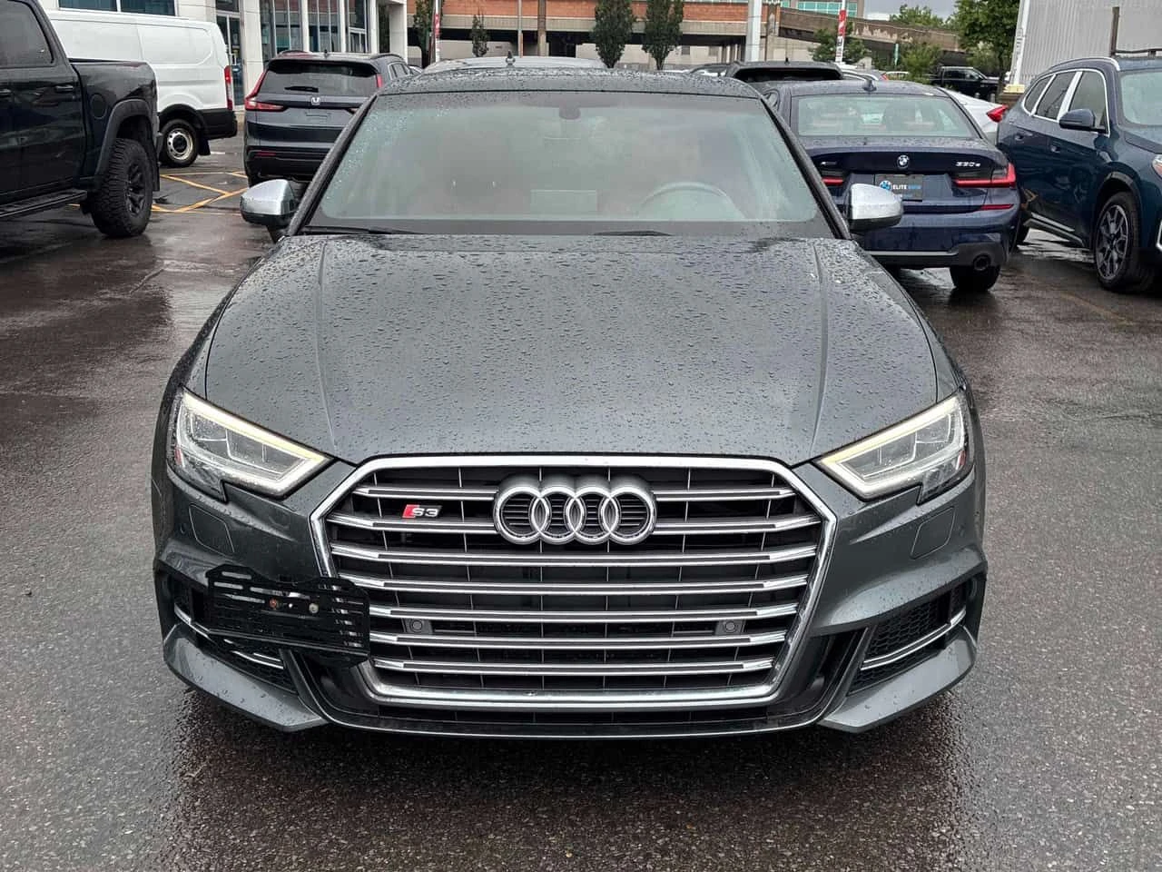 Audi S3 * Progressiv * CARFAX * БЕЗ ПЪРВОНАЧАЛНА ВНОСКА, снимка 6 - Автомобили и джипове - 55407917