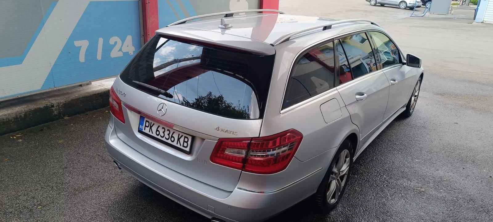 Mercedes-Benz E 350, снимка 4 - Автомобили и джипове - 55791003