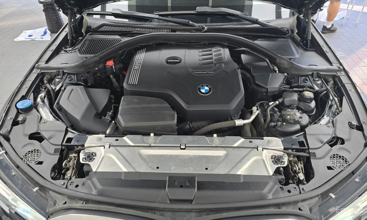BMW 330 M* SPORT* ДИСТРОНИК* 360КАМЕРА* ХЕДЪП* , снимка 17 - Автомобили и джипове - 56081131
