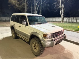 Mitsubishi Pajero 2.8 Ръчка, снимка 1