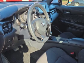 Toyota C-HR XLE    | Mobile.bg    7