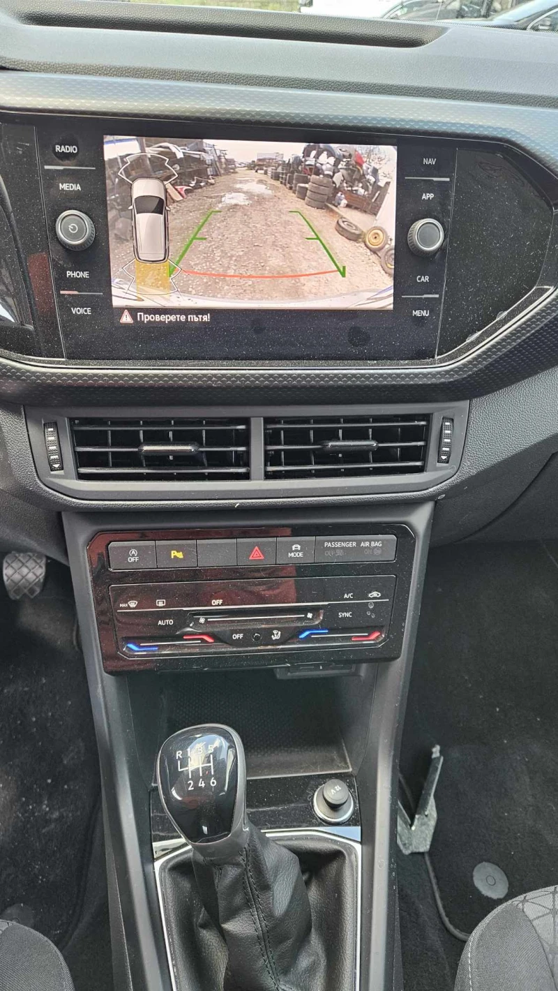 VW T-Cross 1, 0, снимка 4 - Автомобили и джипове - 49827672