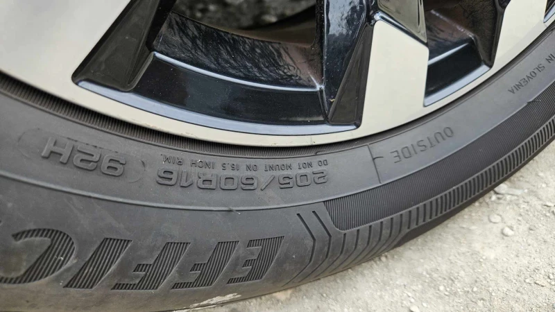 VW T-Cross 1, 0, снимка 2 - Автомобили и джипове - 49827672