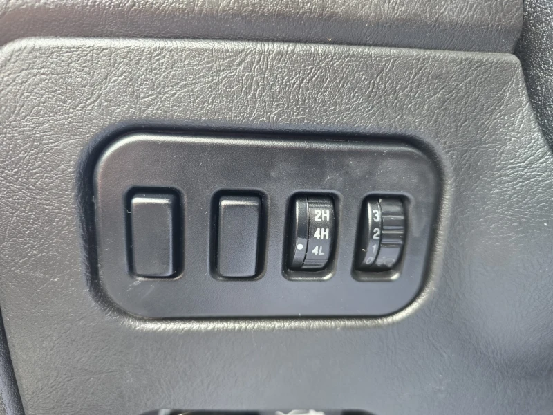 Tata Xenon 2.2 D 4x4 76 000 km / EURO 5, снимка 8 - Автомобили и джипове - 53197959