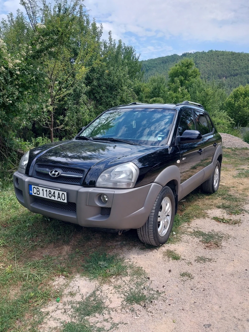 Hyundai Tucson 2.0crdi, снимка 15 - Автомобили и джипове - 51358055