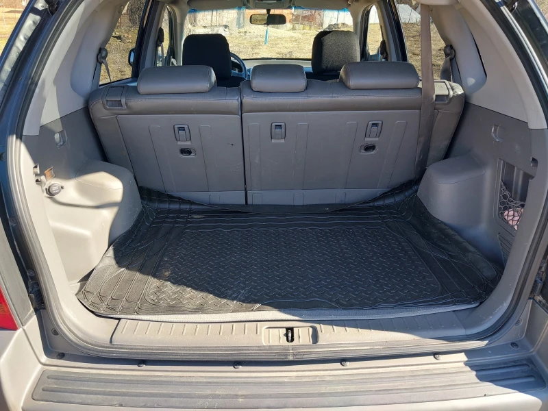 Hyundai Tucson 2.0crdi, снимка 14 - Автомобили и джипове - 51358055