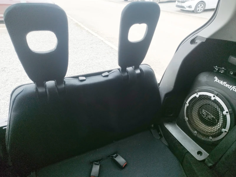 Mitsubishi Outlander, снимка 11 - Автомобили и джипове - 52922682