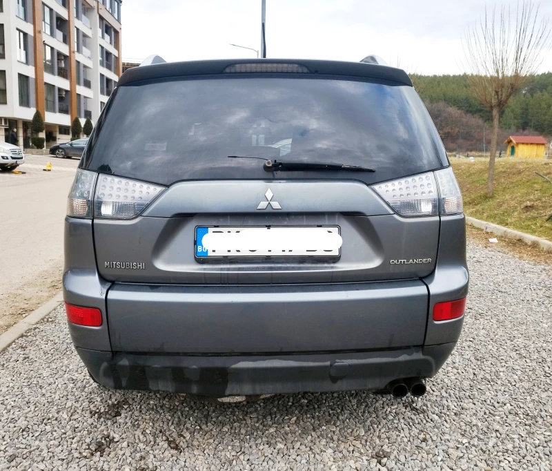 Mitsubishi Outlander, снимка 5 - Автомобили и джипове - 52922682