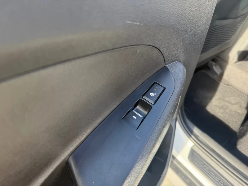 Hyundai Tucson 1.7 crdi СОБСТВЕН ЛИЗИНГ !!!, снимка 15 - Автомобили и джипове - 53392050