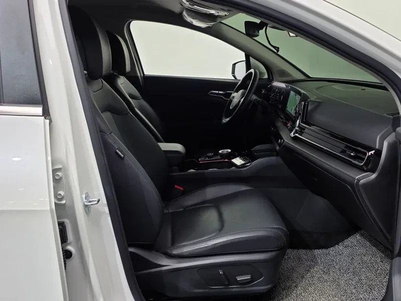 Kia Sportage 1.6 Turbo 2Wd Signature, снимка 11 - Автомобили и джипове - 56126666