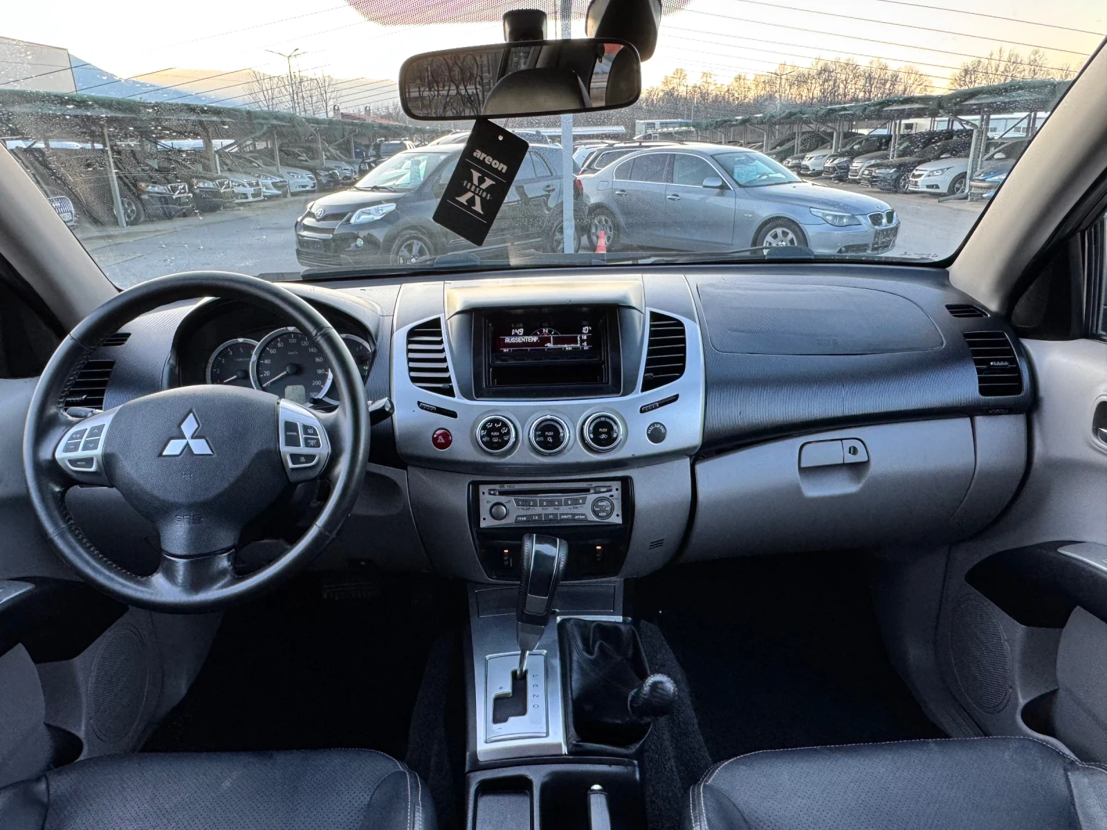 Mitsubishi L200 2.5DI-D 4x4  - изображение 7