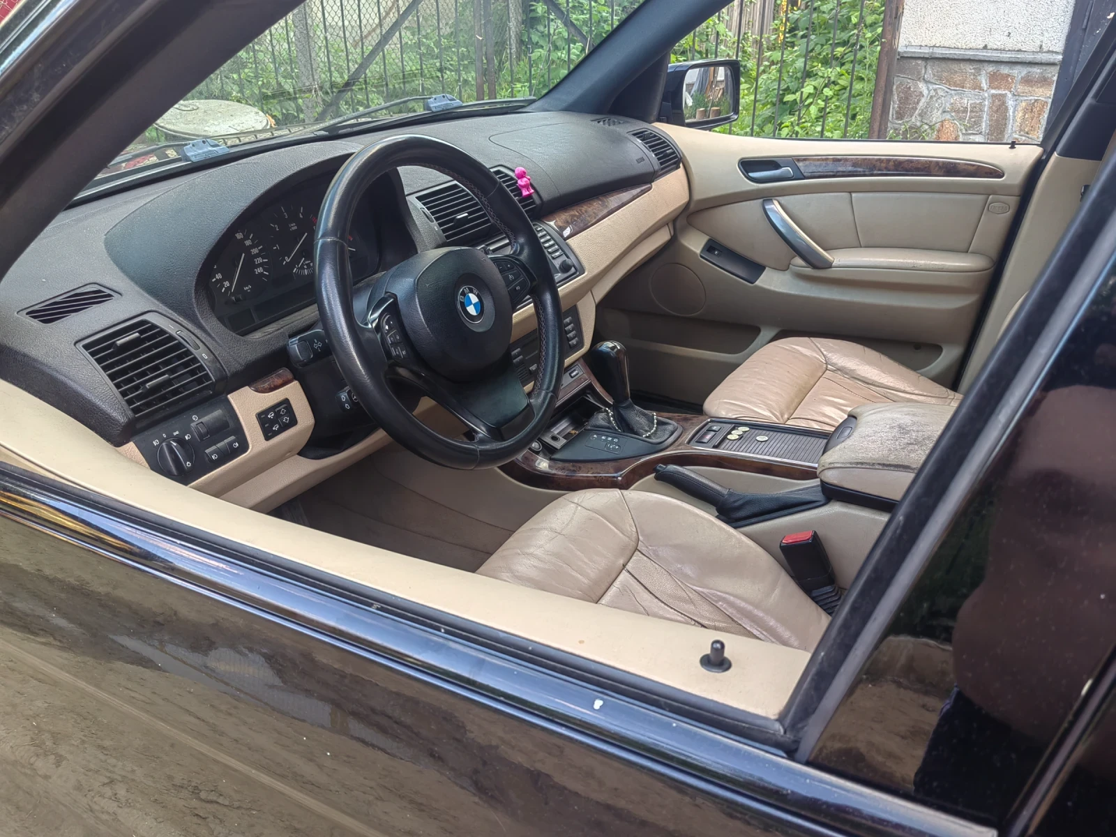 BMW X5  - изображение 8