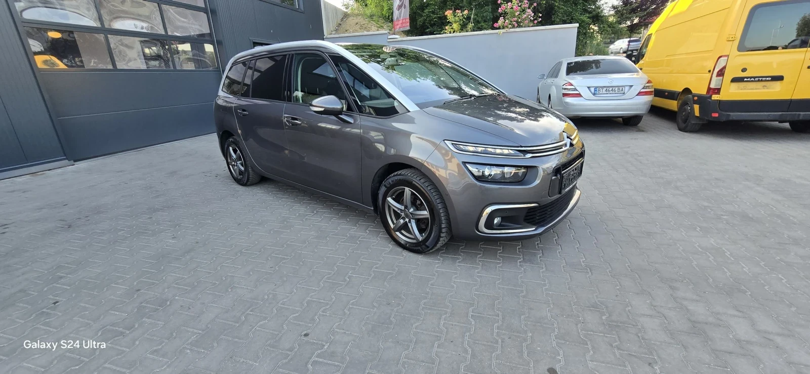 Citroen Spacetourer Всички екстри Масаж автомат  - изображение 2