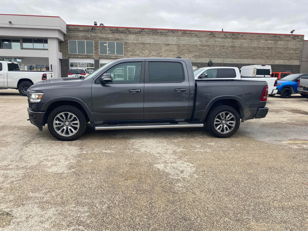 Dodge RAM 1500 CARFAX* АВТОФИНАНСИРАНЕ БЕЗ ПЪРВОНАЧАЛНА ВНОСКА - изображение 2