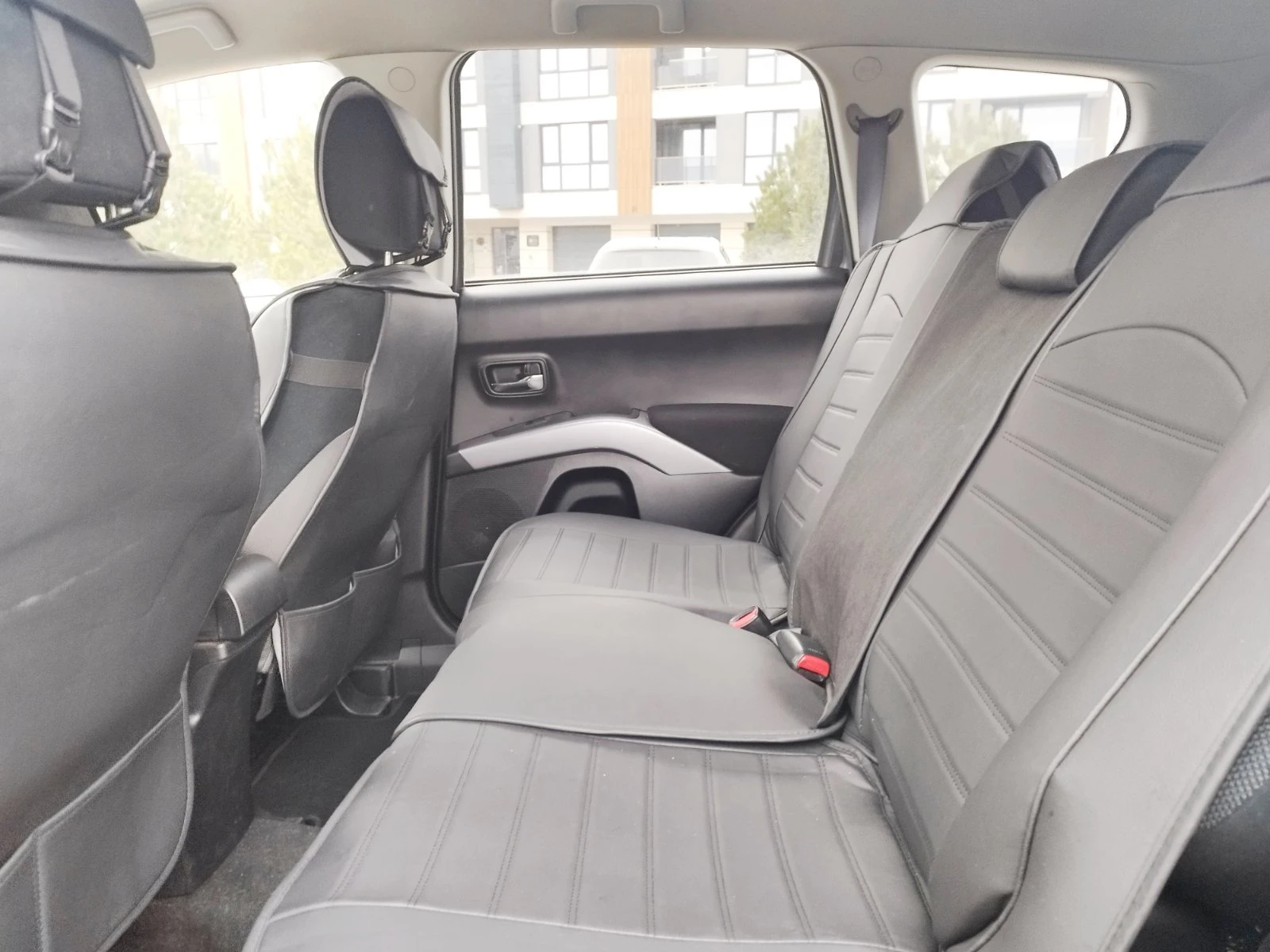 Mitsubishi Outlander  - изображение 9