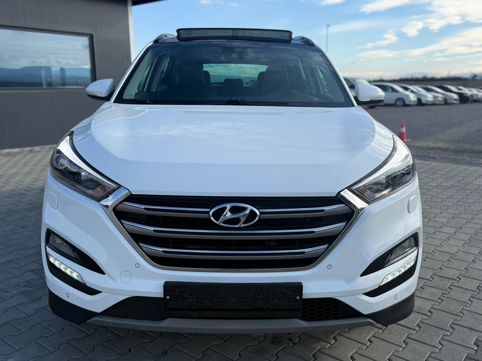 Hyundai Tucson 1.7 crdi СОБСТВЕН ЛИЗИНГ !!! - изображение 2
