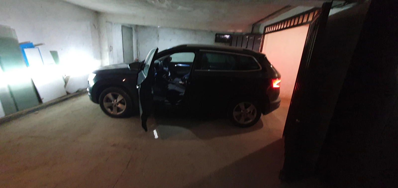 Skoda Karoq, снимка 6 - Автомобили и джипове - 53965504