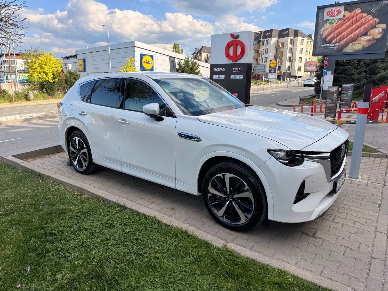 Mazda CX-60 2.5L e-Skyactiv PHEV Takumi Plus, снимка 5 - Автомобили и джипове - 54449708