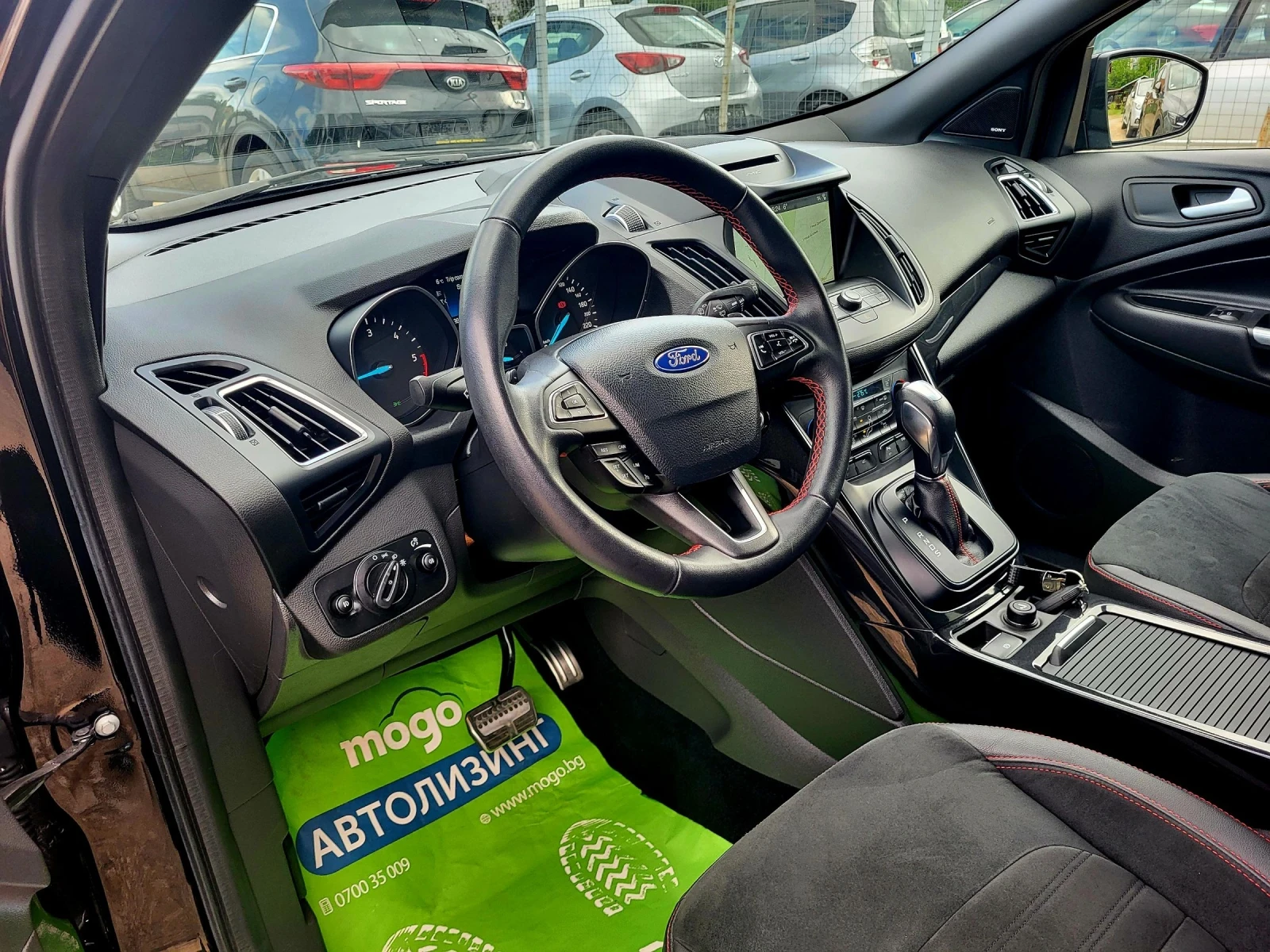 Ford Kuga 2.0 TDCI / ST-Line / 122 000 км, снимка 7 - Автомобили и джипове - 54544448