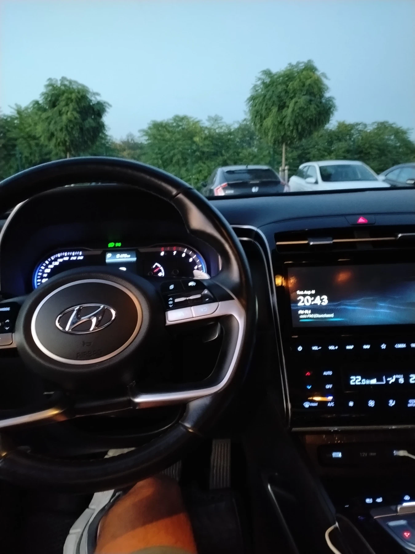 Hyundai Tucson 1.6, снимка 7 - Автомобили и джипове - 55641644