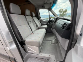 Обява за продажба на VW Crafter 2.5tdi * 136к.с * КЛИМАТИК ~13 000 лв. - изображение 11 | Auto.bg Обява за продажба на VW Crafter 2.5tdi * 136к.с * КЛИМАТИК ~13 000 лв. - изображение 11