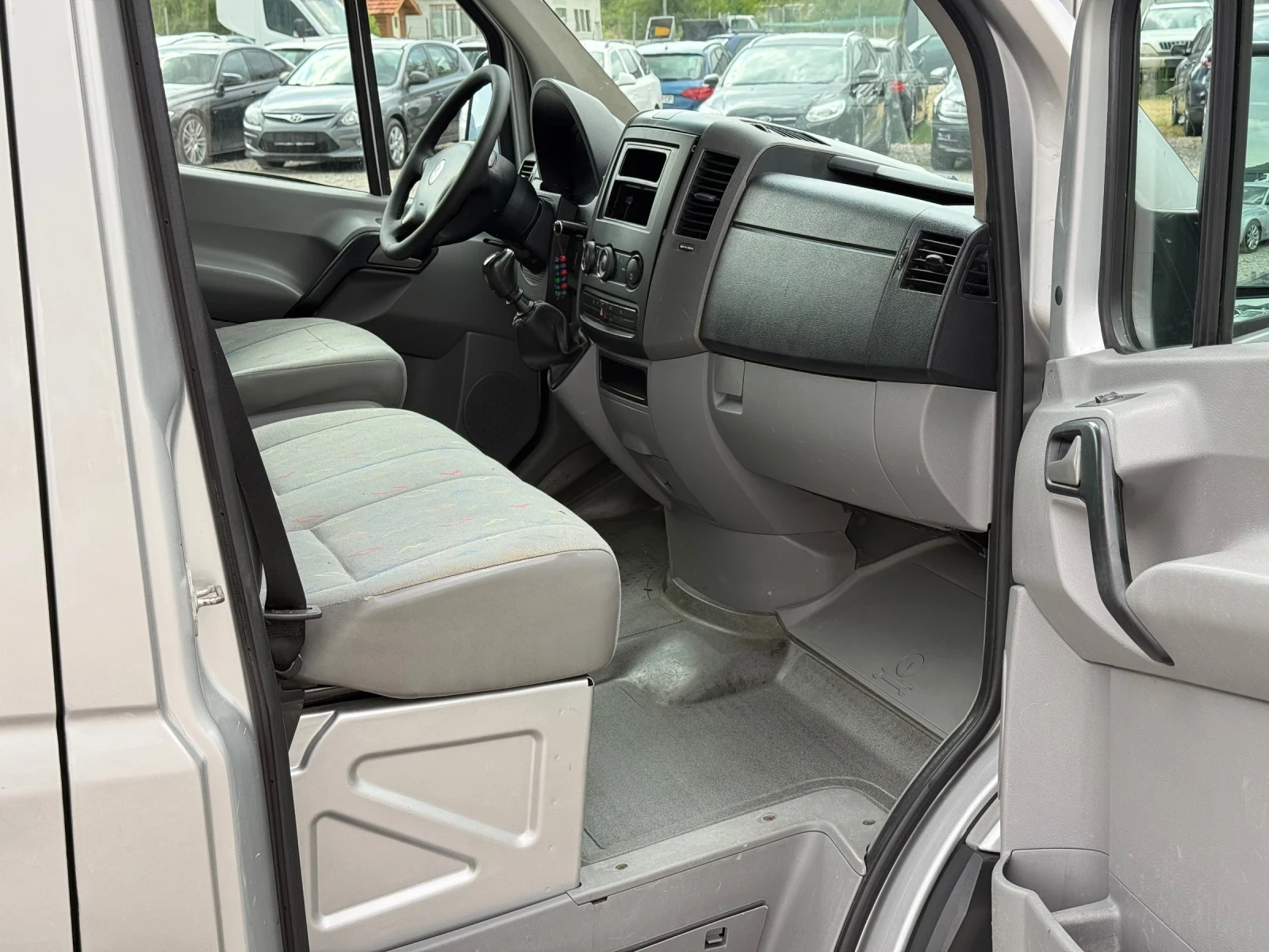 VW Crafter 2.5tdi * 136. *  | Mobile.bg   10