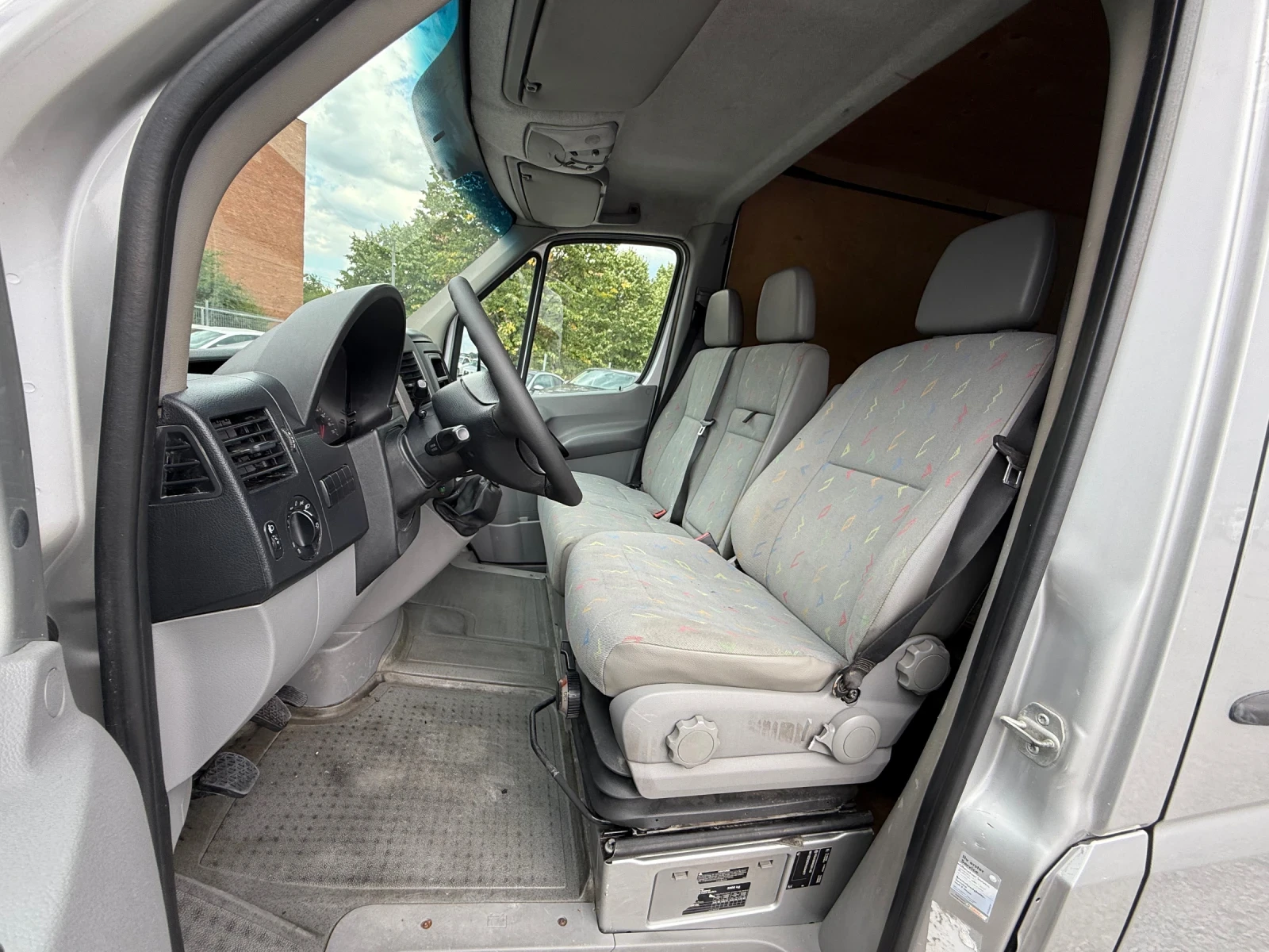 VW Crafter 2.5tdi * 136. *  | Mobile.bg   11