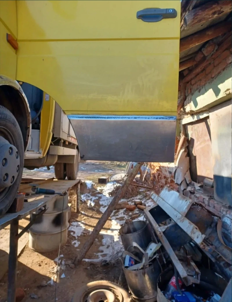 Iveco Daily, снимка 10 - Камиони - 52540747