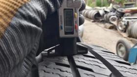 Гуми Зимни 225/75R16, снимка 3