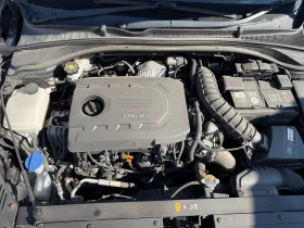 Hyundai I30 1.6 CRDI 110К.С на части, снимка 11