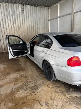 BMW 320, снимка 2