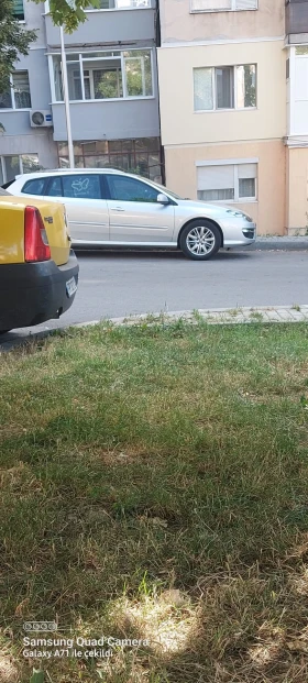 Renault Laguna 1.5 dci wagon 3 2011 , снимка 11