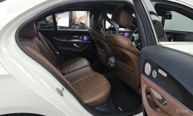 Mercedes-Benz E 63 AMG 4MATIC+ | BURMESTER| HUD| DISTRONIC| ОБДУХ| AMBIEN, снимка 12