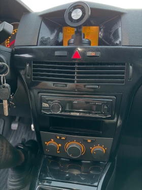 Opel Astra 1, 7cdti, снимка 8