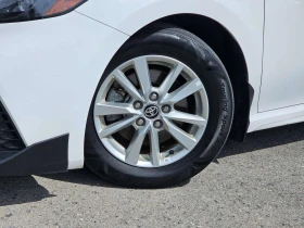 Toyota Camry SE HEATED SEATS, снимка 5