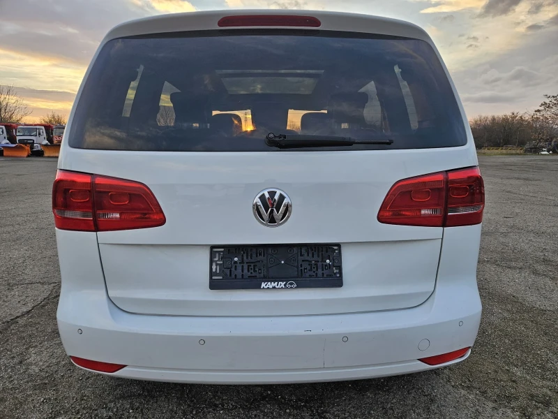 VW Touran 2.0tdi automat 6+ 1 koja navi 140ps panorama, снимка 3 - Автомобили и джипове - 48367739