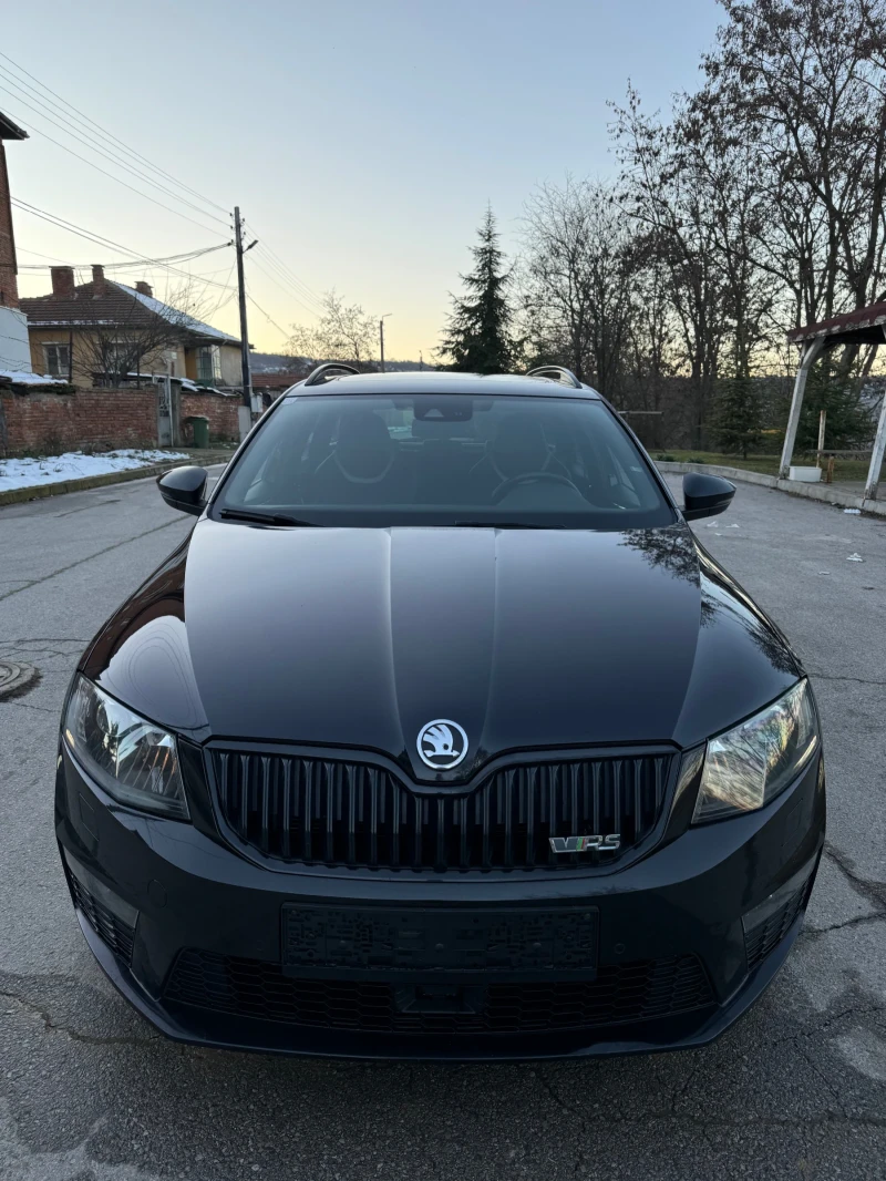 Skoda Octavia 2.0 VRS* DSTR* Panorama* Canton* Active Sound, снимка 2 - Автомобили и джипове - 48742396