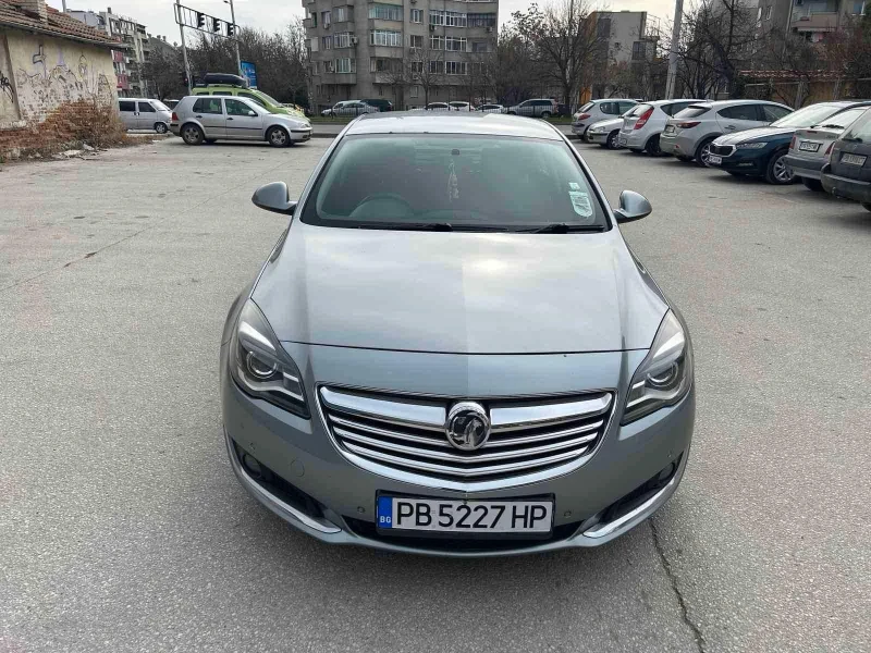 Opel Insignia, снимка 1 - Автомобили и джипове - 49470806