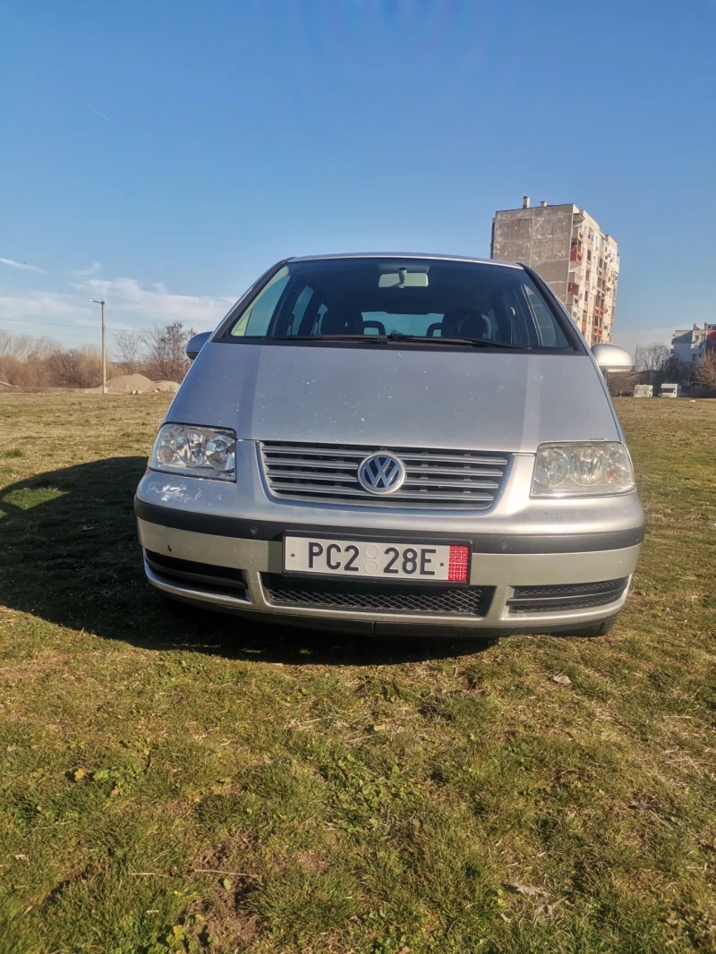 VW Sharan, снимка 3 - Автомобили и джипове - 49493162