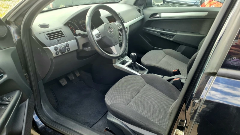 Opel Astra 1.4i, снимка 6 - Автомобили и джипове - 50142552