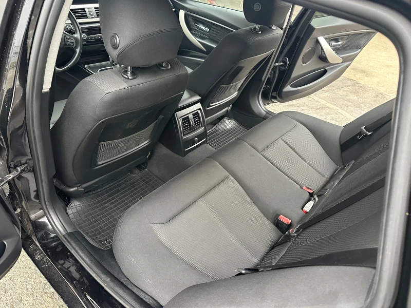 BMW 318 2.0d Euro6d Автомомат 8скорости камера подгрев лед, снимка 11 - Автомобили и джипове - 52598797