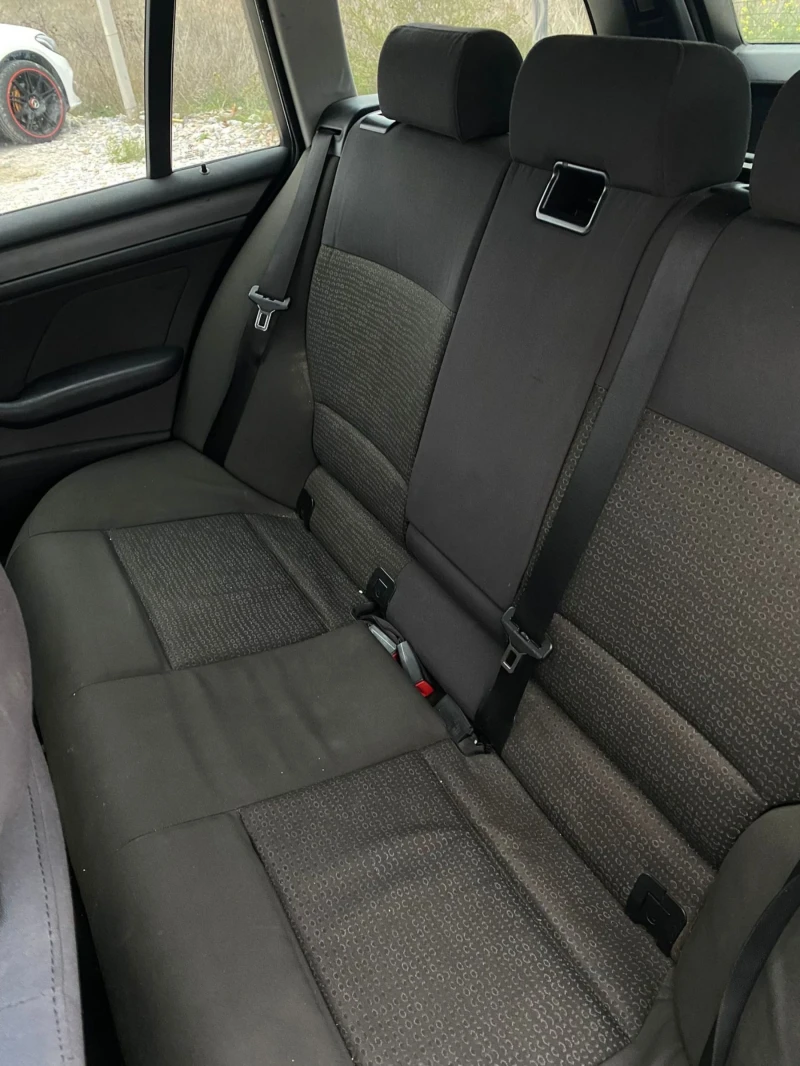 BMW 320, снимка 8 - Автомобили и джипове - 52666030