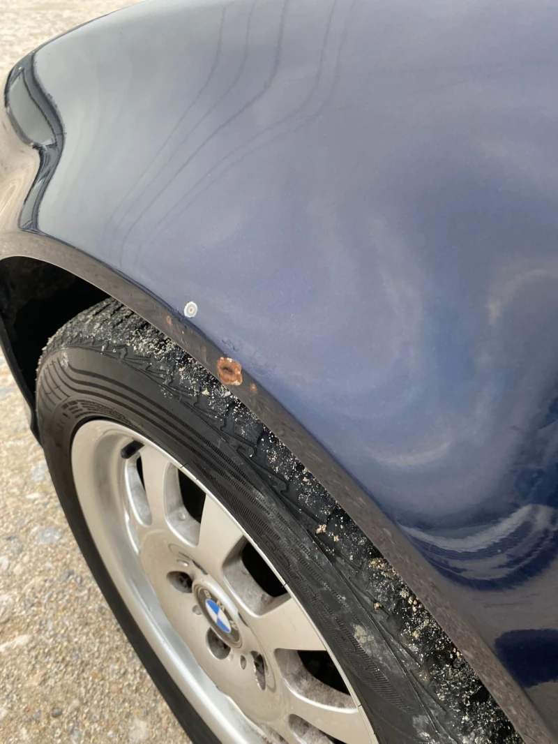 BMW 320, снимка 11 - Автомобили и джипове - 52666030