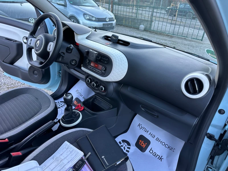 Renault Twingo 1.0 i, снимка 15 - Автомобили и джипове - 52775399