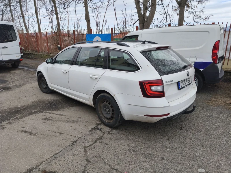 Skoda Octavia, снимка 3 - Автомобили и джипове - 53085220